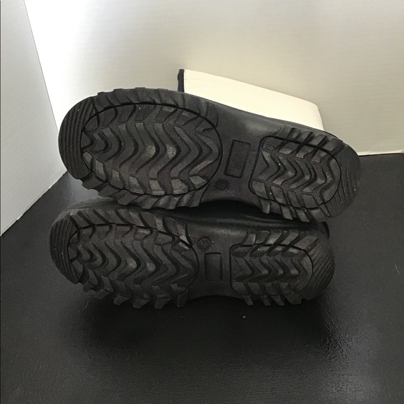 Cold Front Women’s Puffer Boots - Picture 12 of 14